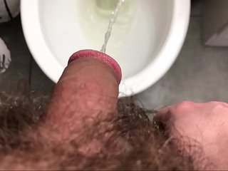 21yo OsoFroze Peeing and Farting Loud (SEXY Fart Fetish)