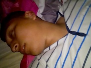 Mi hermano dormido