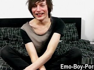 Emo gay dick humping Jesse Andrews is only 18 years old and hasn't