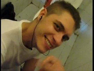 Sucking and eating cum in public bathroom www.PromiscuousBoys.com.br